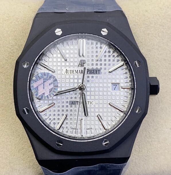 ZF Factory Replica Audemars Piguet Royal Oak 15400 DLC Watch