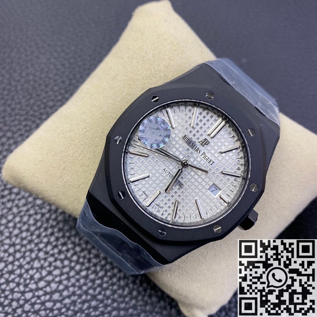 ZF Factory Replica Audemars Piguet Royal Oak 15400 DLC Watch