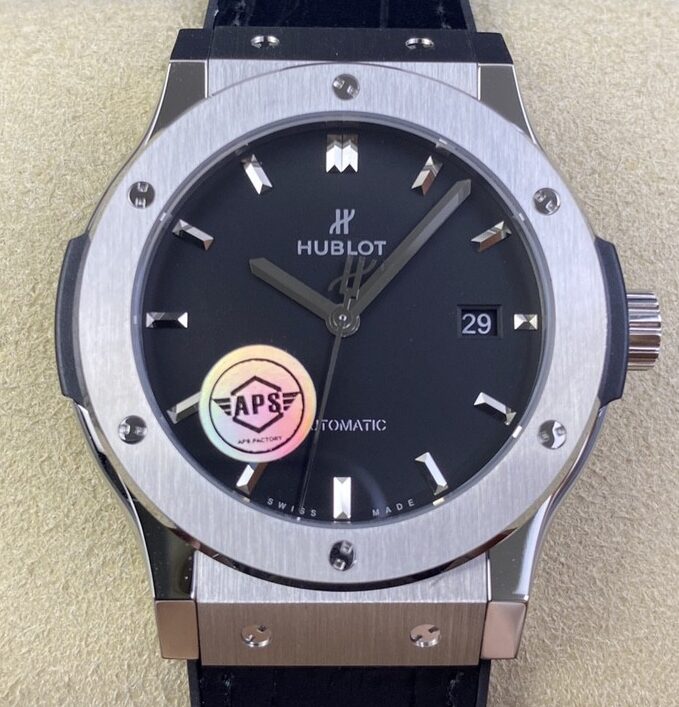 APS Factory Replica Hublot Classic Fusion 511.NX.1171.LR Black Dial