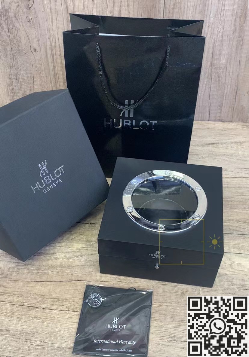 Hublot watch counter box