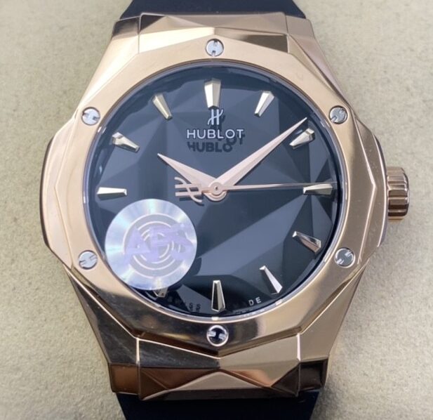 APS Factory Replica Hublot Classic Fusion 550.OS.1800.RX.ORL19 Gold Watch Case