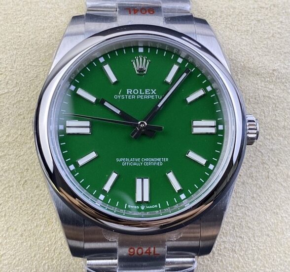 EW Factory Replica Rolex Oyster Perpetual M124300-0005 Green Dial Size 41mm Series