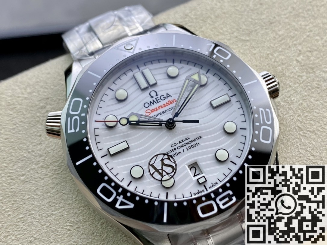 VS Factory Replica Omega Seamaster Diver 300M 210.30.42.20.04.001 White Dial Series