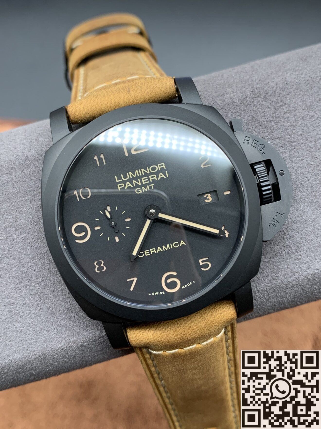 VS Factory Replica Watches Panerai Luminor PAM441 Black Ceramic Case