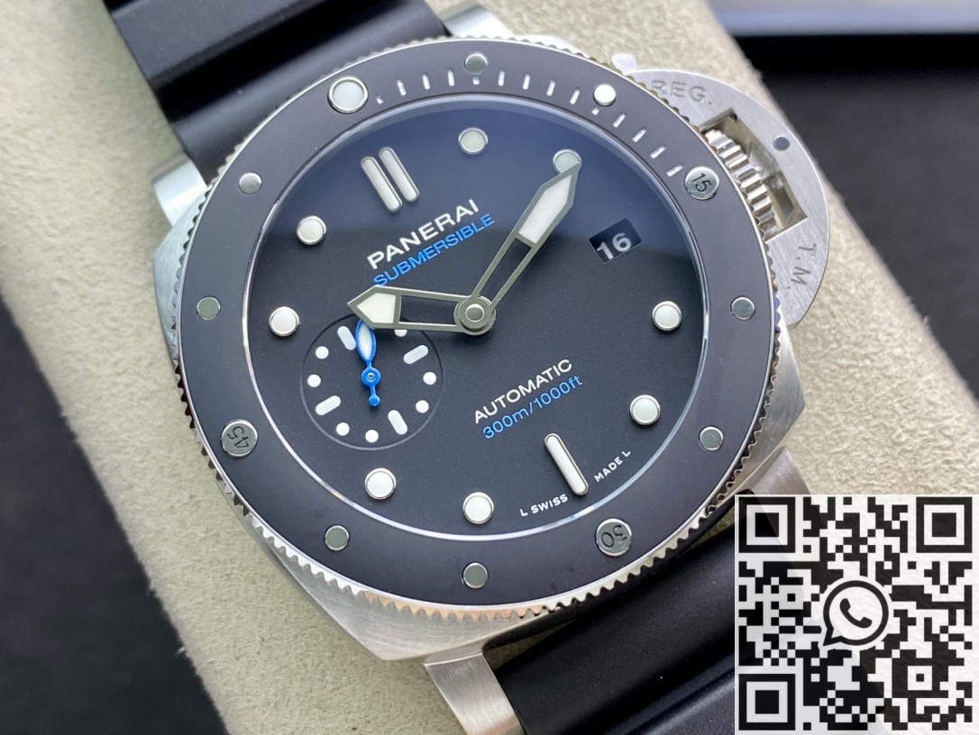 VS Factory Replica Watches Panerai Submersible PAM00683 Black Dial