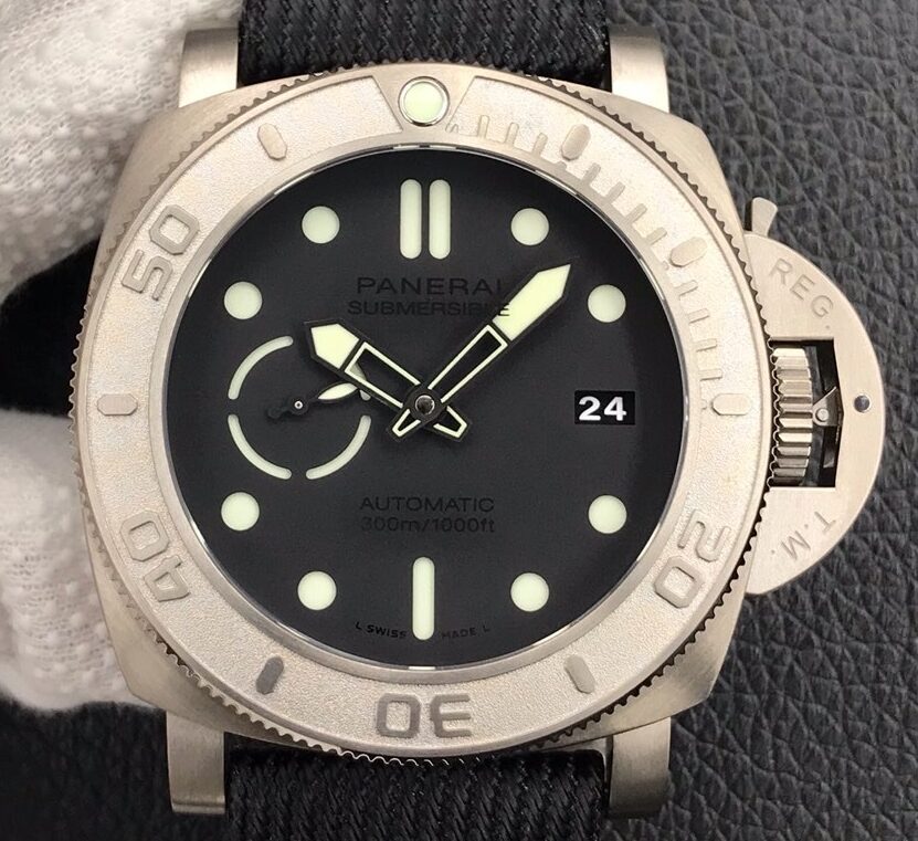 VS Factory Replica Watches Panerai Submersible PAM00984 Matte Eco-Titanium™ 47MM