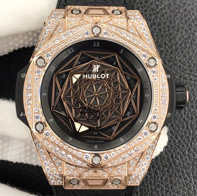 WWF Factory Replica Hublot Big Bang Gold Full Diamond Case