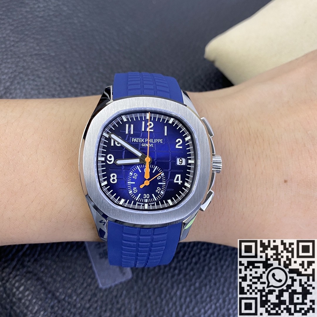 OM Factory Fake Patek Philippe Aquanaut 5968A Blue Dial Watch