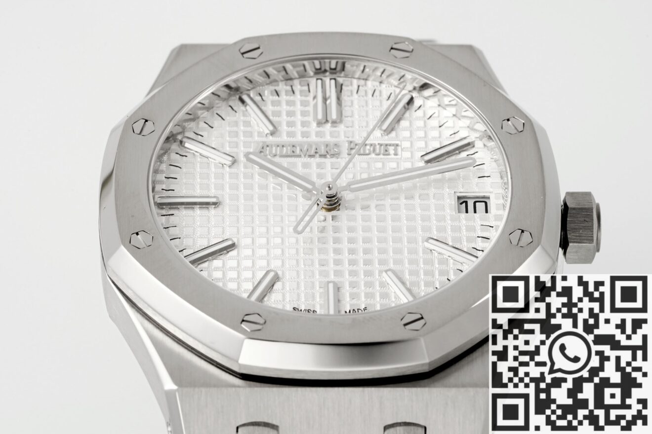 APS Factory Replica Audemars Piguet Royal Oak 15510ST.OO.1320ST.08 Silver Dial