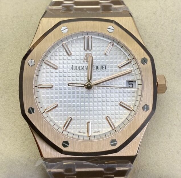 ZF Factory Replica Audemars Piguet Royal Oak 15500 Rose Gold White Dial Watch