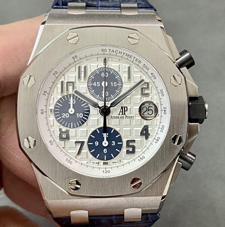 APF Factory Fake Audemars Piguet Royal Oak Offshore 26170ST.OO.D305CR.01 Silver Panda Plate Watch