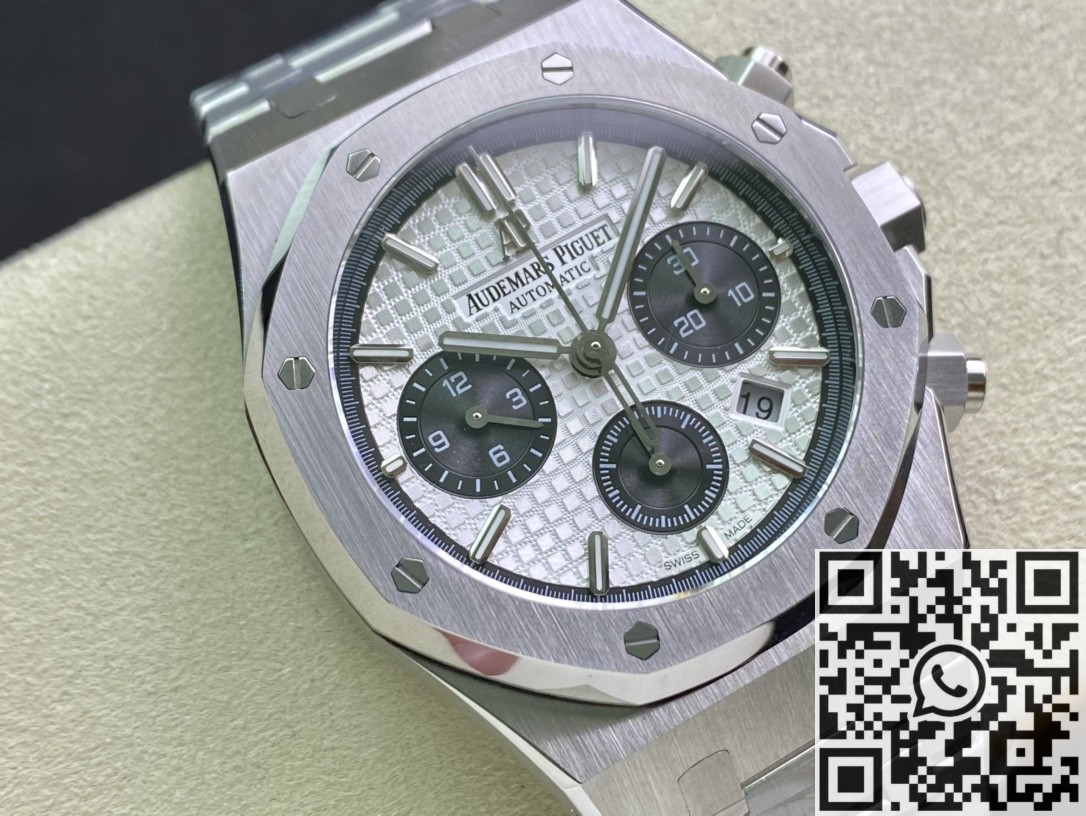 JH Factory Fake AP Royal Oak 26331ST.OO.1220ST.03 Silver Panda Plate Watch