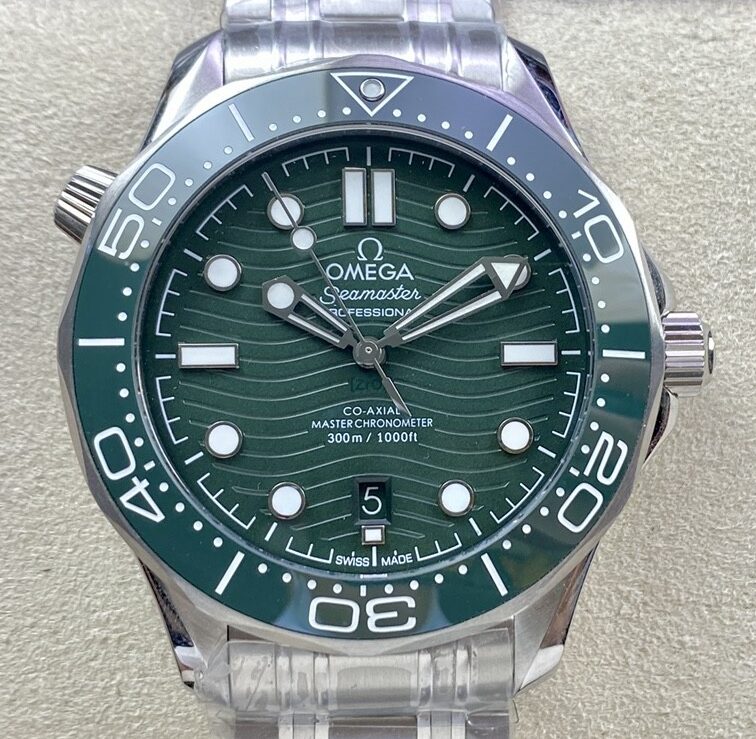 VS Factory Replica Omega Seamaster Diver 300M 210.30.42.20.10.001 Green Dial