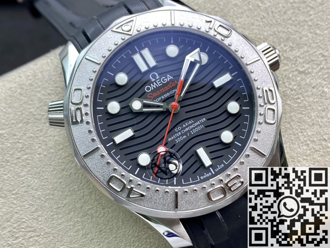 VS Factory Fake Omega Seamaster Diver 300M 210.32.42.20.01.002 Black Dial