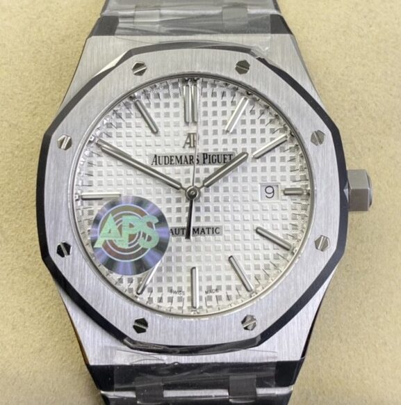 APS Factory Watches Audemars Piguet Royal Oak 15400ST.OO.1220ST.02