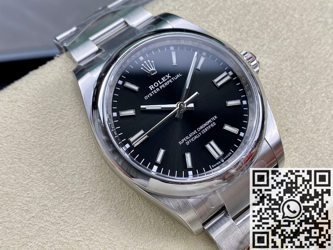 Rolex Oyster Perpetual Replica M124300-0002