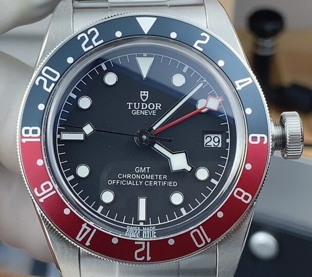 ZF Factory Replica Tudor Watch Heritage Black Bay M79830RB-0001: A GMT Masterpiece