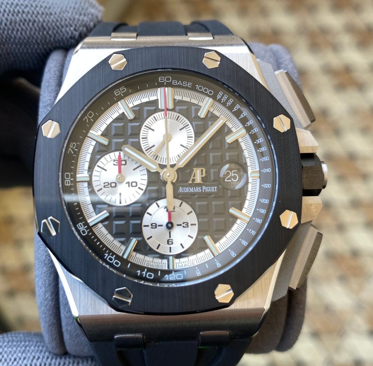 APS Factory Fake Watches Audemars Piguet Royal Oak Offshore 26400SO.OO.A002CA.01 Black Bial Review & Release