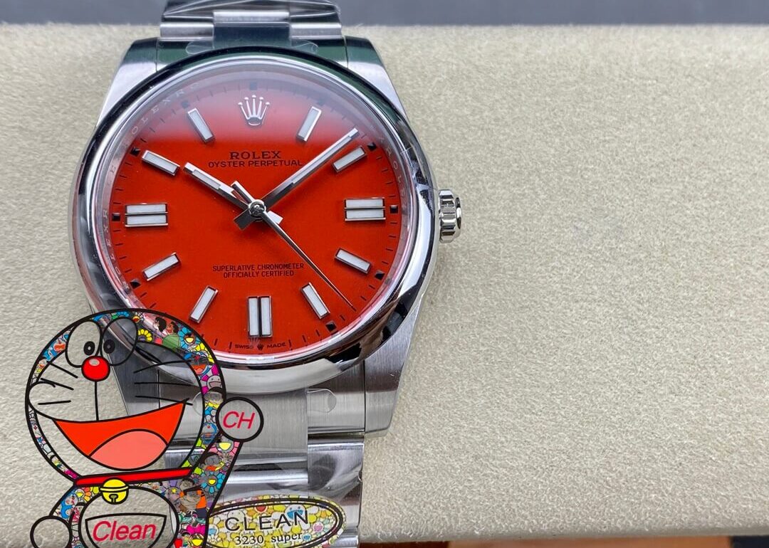 Oyster Perpetual Clean Rolex M124300-0007 Red Dial Restoration